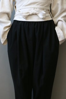 画像7: 【ササキチホ】アンティークリネン×染　トゥルドパンツ／Neguru/ネグル（黒）  (7)