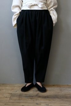 画像5: 【ササキチホ】アンティークリネン×染　トゥルドパンツ／Neguru/ネグル（黒）  (5)