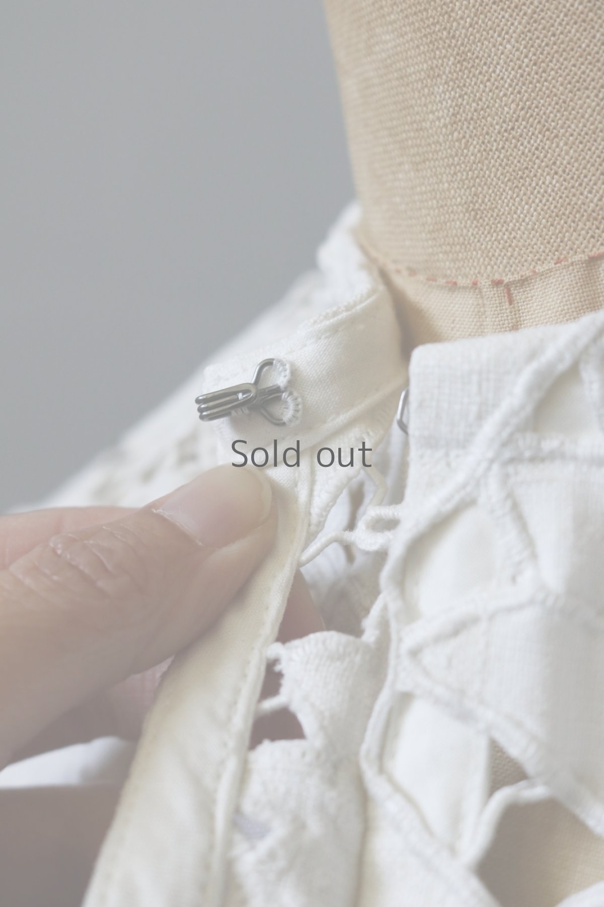 画像9: 【ササキチホ】アンティークリネン　トゥルドカラー／◻︎(シカク) ／白レース (9)