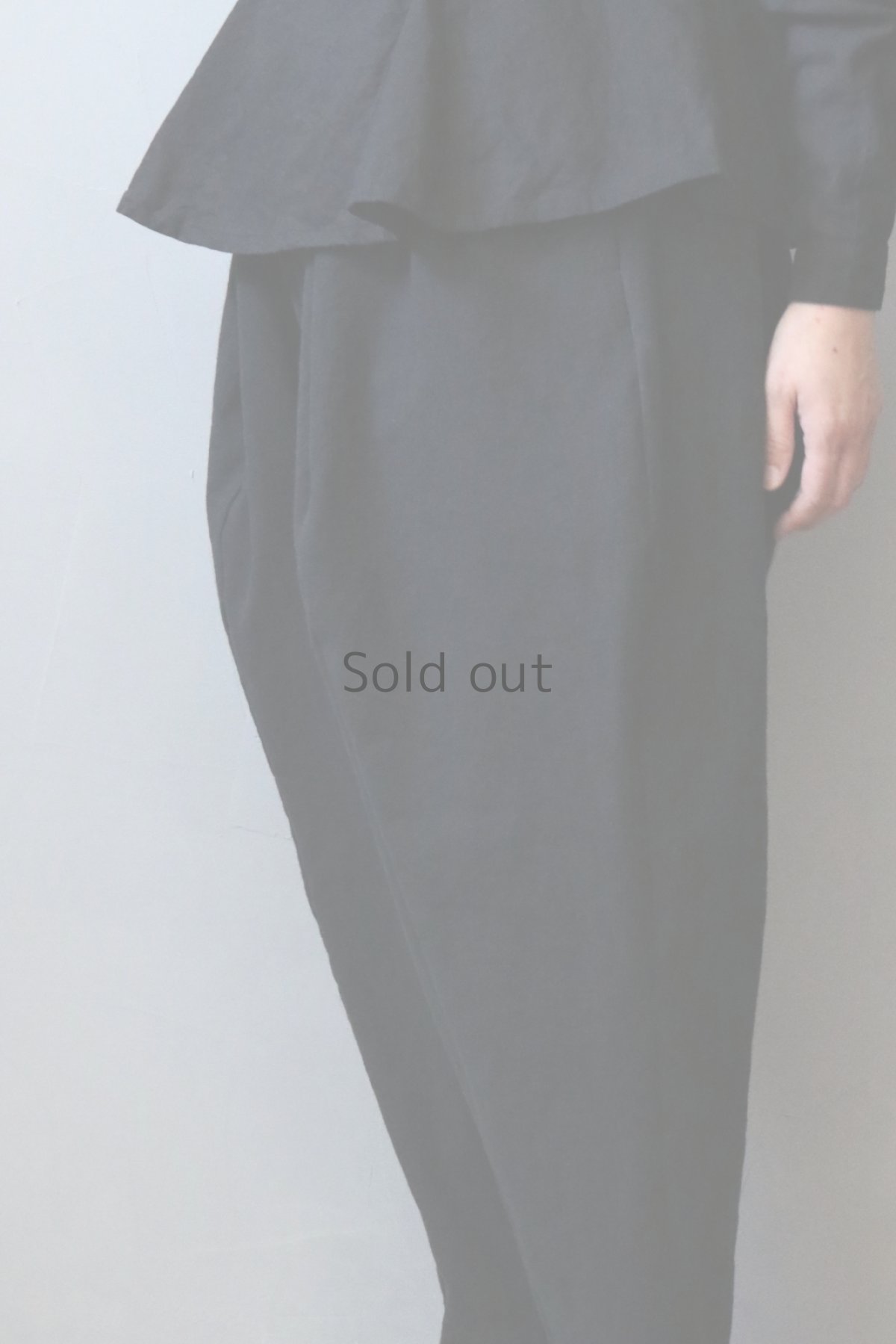 画像3: 【ササキチホ】アンティークリネン×染　トゥルドパンツ/Ashibi/アシビ（黒） (3)