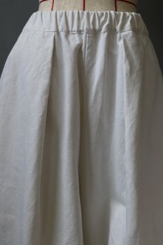 画像9: 【ササキチホ】アンティークリネン　切り替え　バレルパンツ（白） (9)