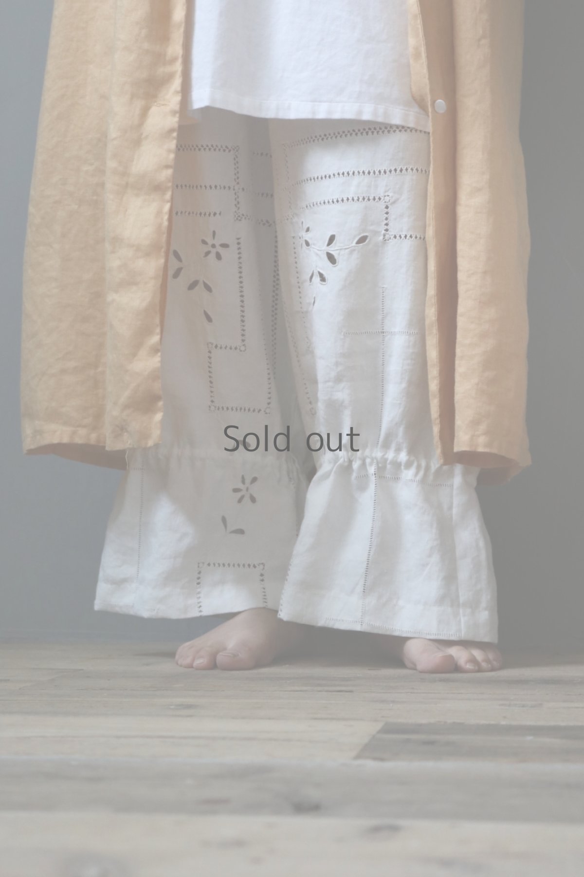 画像2: 【ササキチホ】アンティークリネン　カットワークペチパンツ／白 (2)