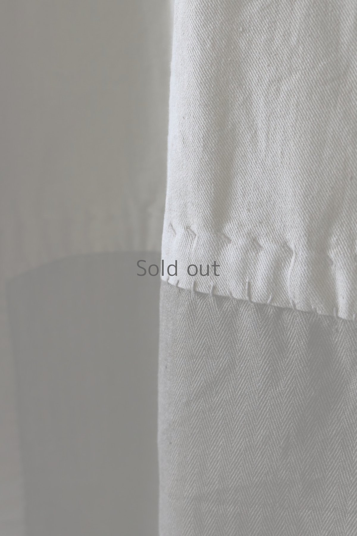 画像4: 【MITSUGU SASAKI】ビンテージリメイク　旧チェコスロバキア軍　パッチワーク　ヘリンボーンブラウンシャツ (4)