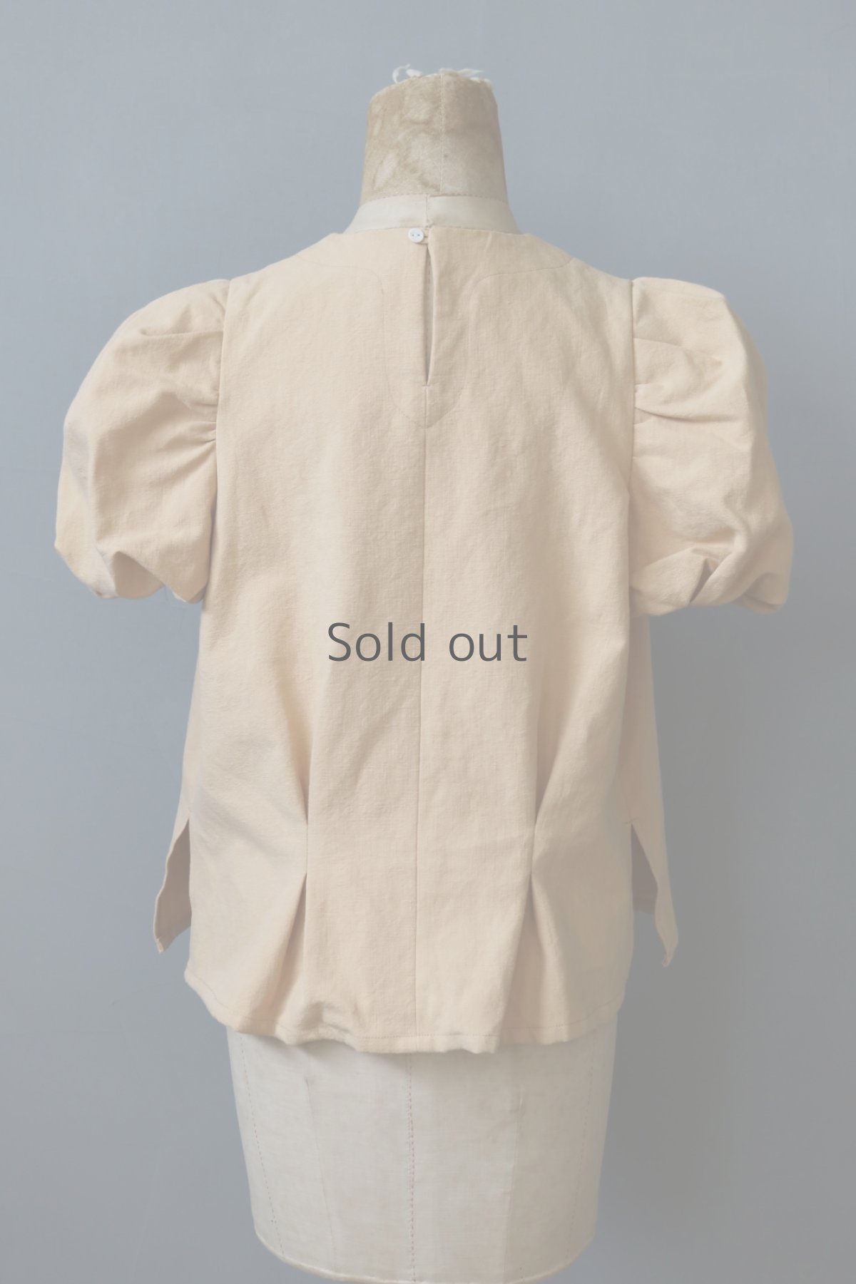 画像9: 【ササキチホ】アンティークリネン×染　装袖ブラウス s/s（薄いオレンジ） (9)