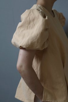 画像1: 【ササキチホ】アンティークリネン×染　装袖ブラウス s/s（薄いオレンジ） (1)