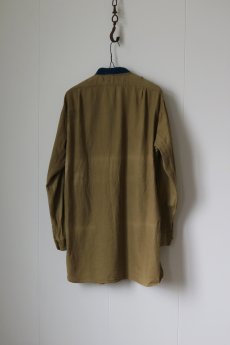 画像6: 【MITSUGU SASAKI】ビンテージリメイク　チェコ軍　パッチワークプルオーバーシャツ（with 藍染古布） (6)