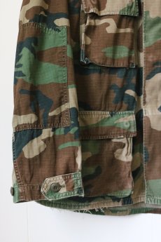 画像6: 【MITSUGU SASAKI】ビンテージリメイク×布の怪　アメリカ軍　迷彩シャツ（百目） (6)
