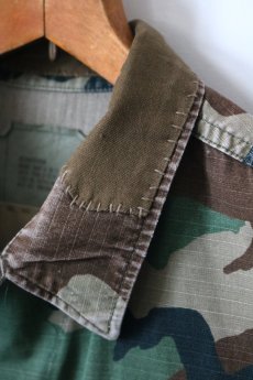 画像4: 【MITSUGU SASAKI】ビンテージリメイク×布の怪　アメリカ軍　迷彩シャツ（百目） (4)