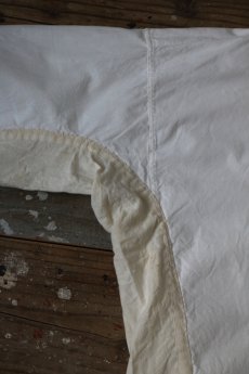 画像13: 【MITSUGU SASAKI】ビンテージリメイク スウェーデン軍　コットン　ホワイトワイドロングシャツ (13)