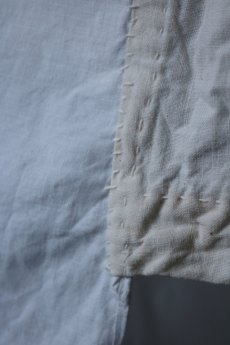 画像9: 【MITSUGU SASAKI】ビンテージリメイク スウェーデン軍　コットン　ホワイトワイドロングシャツ (9)