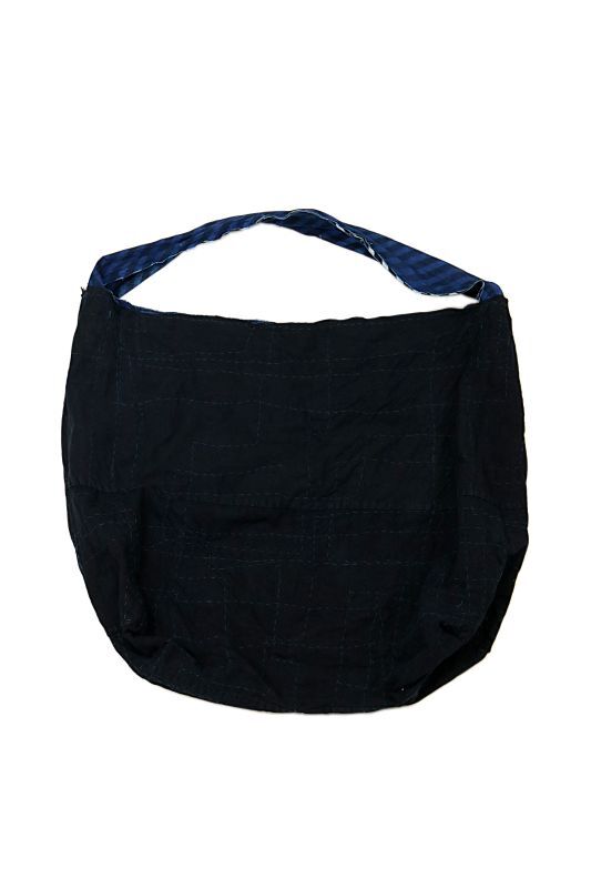 画像1: 【MITSUGU SASAKI】BORO古布　リバーシブル大きめのショルダーバッグ(濃藍と藍染パッチワーク) (1)